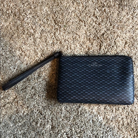 Coach Wristlet - Navy - Picture 1 of 3